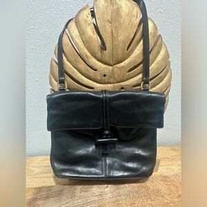 Vintage DOONEY & BOURKE Florentine Medium Toggle Crossbody bag purse Black